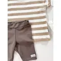 KOMPLET T-SHIRT PRĄŻKOWANY STRIPS LATTE + KOLARKI CZEKOLADOWE